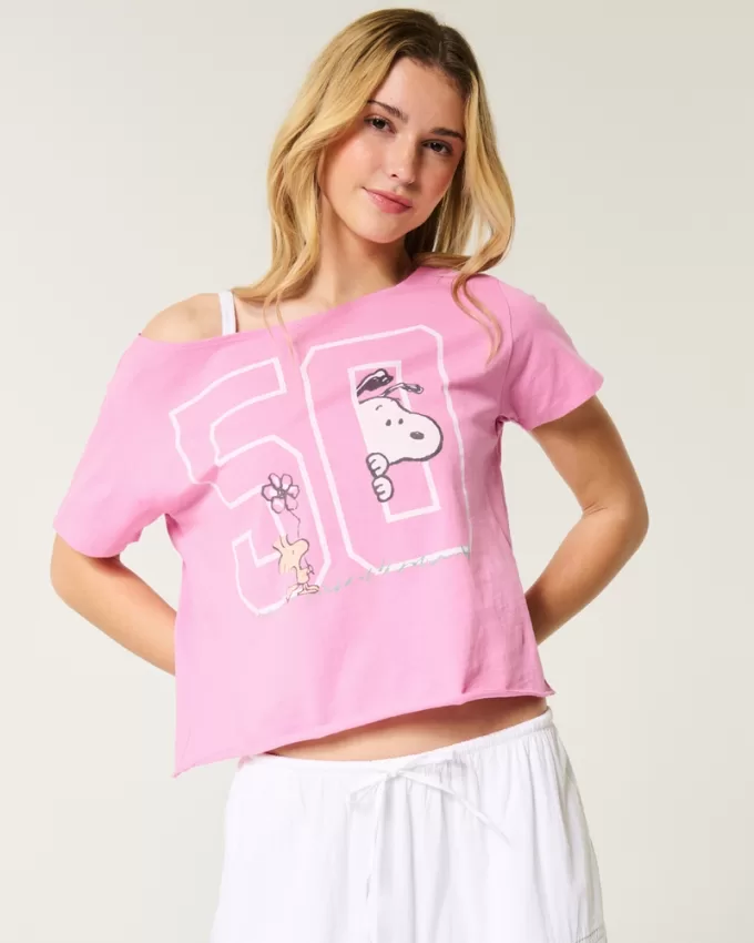 Easy Off-the-Shoulder Snoopy Graphic Tee,Easy Off-the-Shoulder Snoopy Graphic Tee