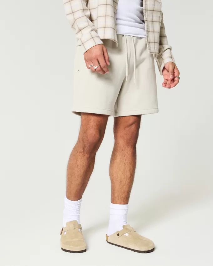 Hollister Feel Good Fleece Mid-Thigh Loose Shorts,Hollister Feel Good Fleece Mid-Thigh Loose Shorts