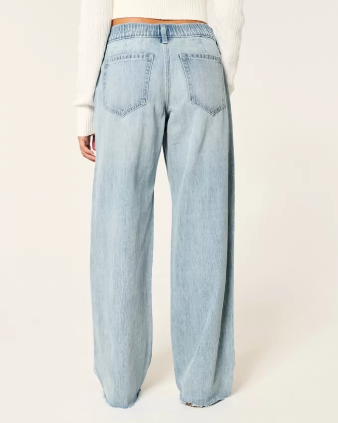 Low-Rise Light Wash Comfort Waistband Baggy Jeans,Low-Rise Light Wash Comfort Waistband Baggy Jeans