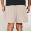 Mid-Thigh Hybrid Active Shorts,Mid-Thigh Hybrid Active Shorts