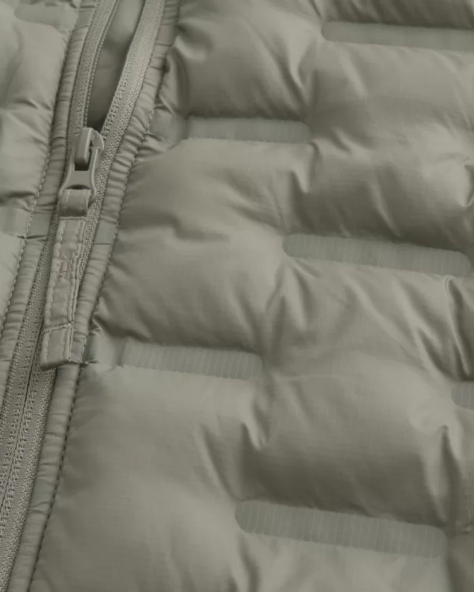 Mid-Weight Hooded Puffer Jacket,Mid-Weight Hooded Puffer Jacket