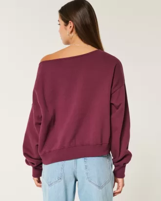 Mini Wreath Graphic Sweatshirt,Mini Wreath Graphic Sweatshirt