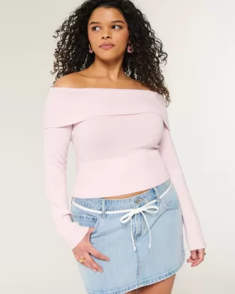 Off-the-Shoulder Sweater,Off-the-Shoulder Sweater