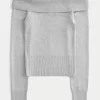 Off-the-Shoulder Sweater,Off-the-Shoulder Sweater